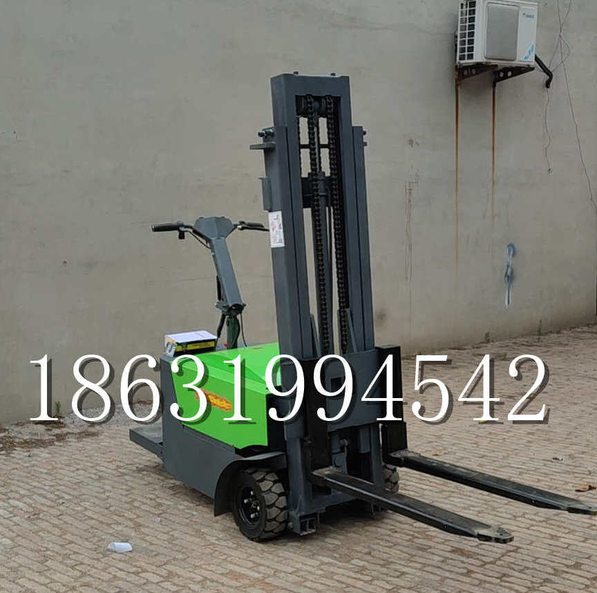 千山区优程全电动叉车插腿式堆高车液压装卸车1.5吨升高小型站驾式铲车